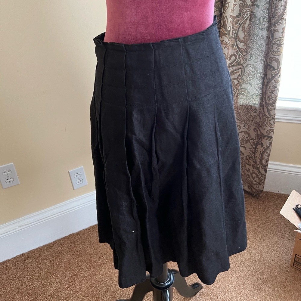 City DKNY black linen skirt  size 10